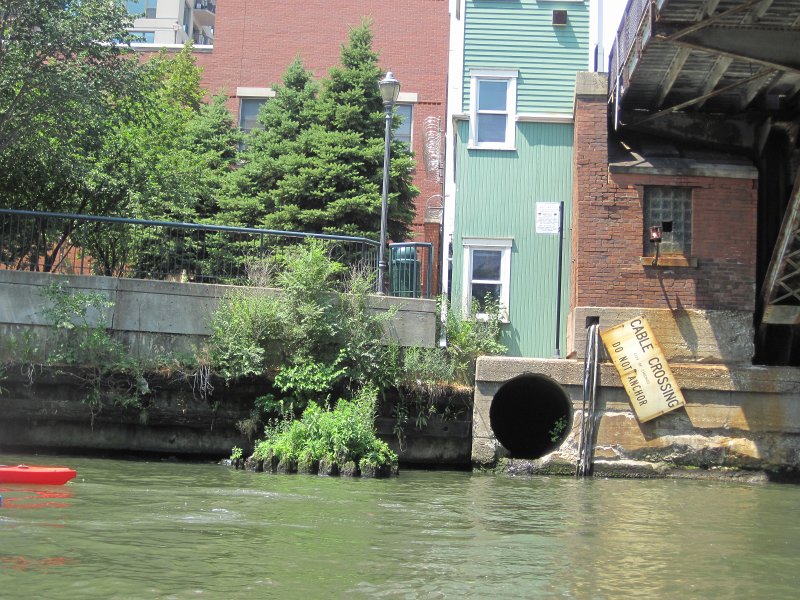 KayakChicagoRiver071412-3810.jpg - Kayak Chicago River - Goose Island to Michigan Ave