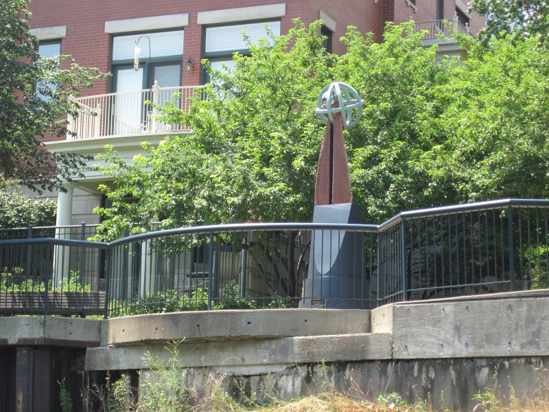 KayakChicagoRiver071412-3817.jpg - Kayak Chicago River - Goose Island to Michigan Ave