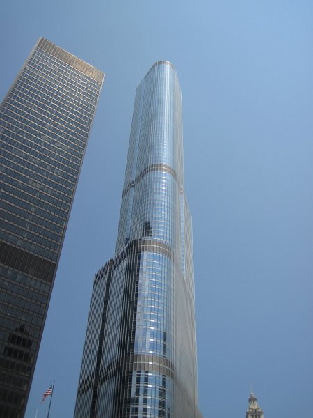 KayakChicagoRiver071412-3894.jpg - IBM Building, Trump Tower