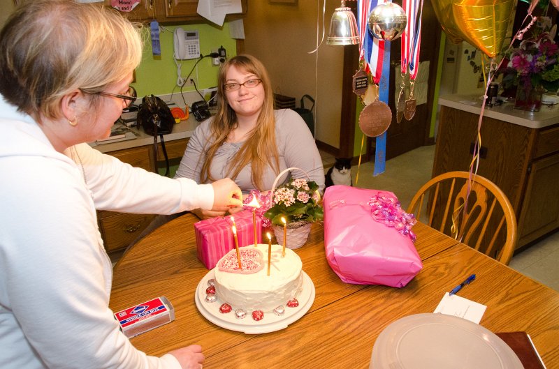 LizBdayFeb12-8902.jpg - Liz Birthday Cake, Happy 23rd!!