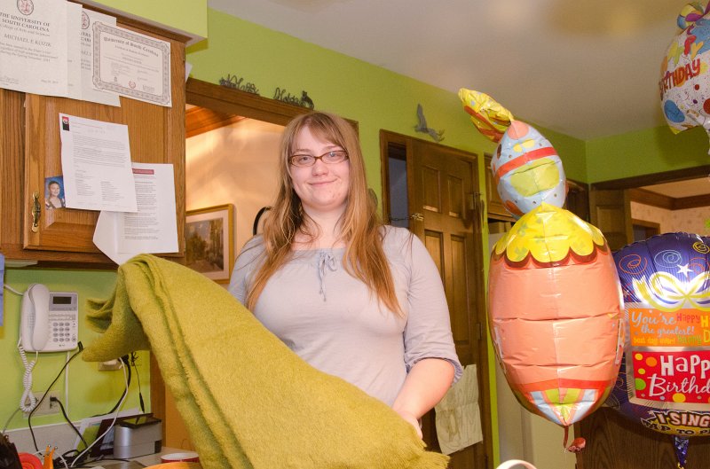 LizBdayFeb12-8912.jpg - Liz Birthday Cake, Happy 23rd!!