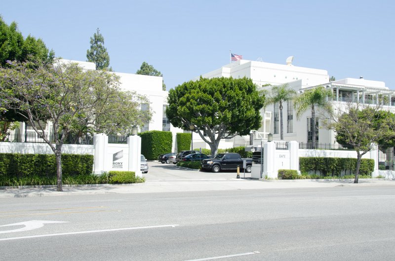 LosAngeles060112-1583.jpg - Gate 1, "Thalberg Gate," Sony Pictures Entertainment, view from Culver Blvd