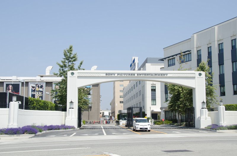 LosAngeles060112-1593.jpg - Sony Pictures Entertainment "Motor Gate," view from Culver Blvd