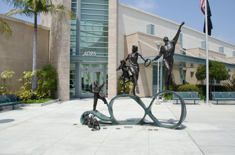 LosAngeles060112-1607.jpg - "The Path of Life" by De L'Esprie, 2001 infront of Culvery City Senior Center Building