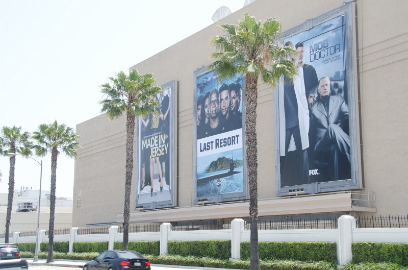 LosAngeles060112-1620.jpg - Studio 25 of Sony Pictures Entertainment, viewed while walking East on Washington Blvd