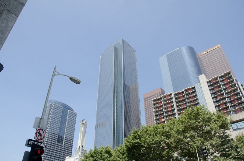 LosAngeles060112-2386.jpg - Gas Company Tower (left), Two California Plaza (center left), One California Plaza (center, round corner)