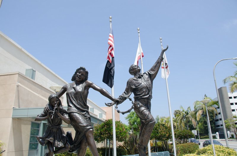 LosAngeles060112-1608.jpg - "The Path of Life" by De L'Esprie, 2001 infront of Culvery City Senior Center Building