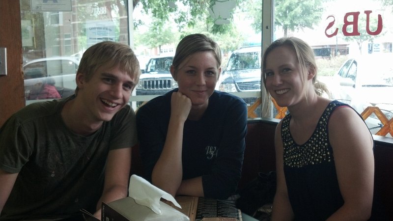 2012-08-19_13-54-37_320.jpg - Mike, Kate and Liane at Groucho's Deli, Columbia