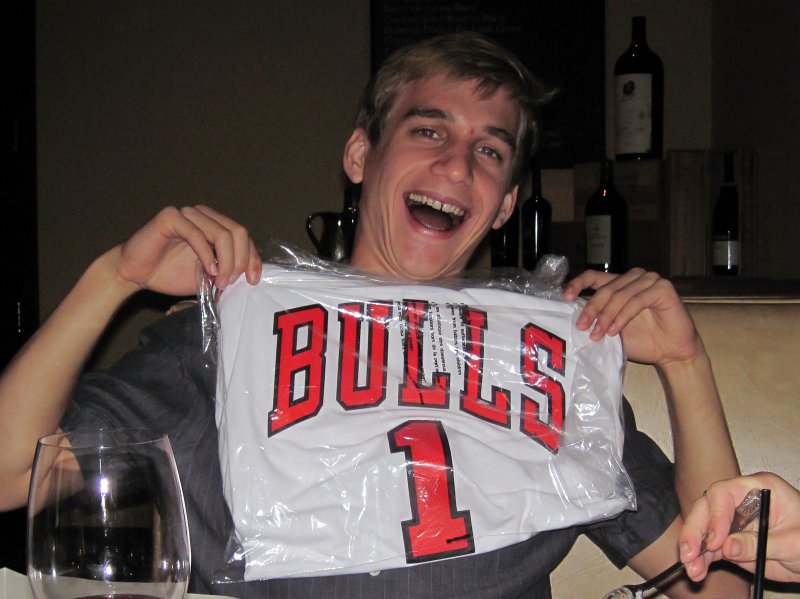 IMG_3992.jpg - Mike's 21st Birthday Dinner at Morton's Steakhouse