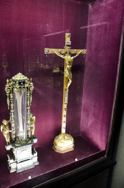 Munich051412-1313.jpg - Reliquaries Room, Residenz Museum