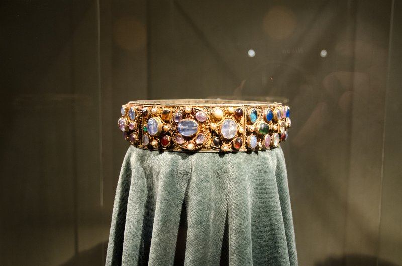 Munich051412-1346.jpg - Schatzkammer / Treasury, Residenz Museum