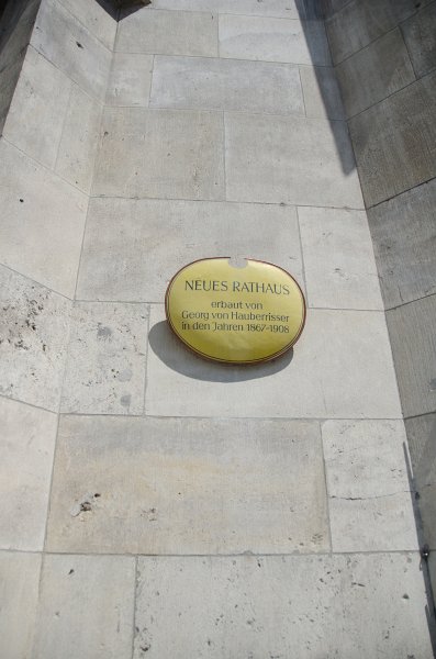 Munich051412-1195.jpg - Plaque on the Neues Rathaus / New Town Hall
