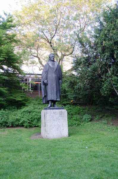 Munich051412-1471.jpg - Johann Wolfgang von Goethe statue Near Maximiliansplatz