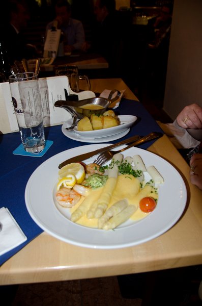 Munich051412-1497.jpg - Spargel for dinner at Löwenbräukeller