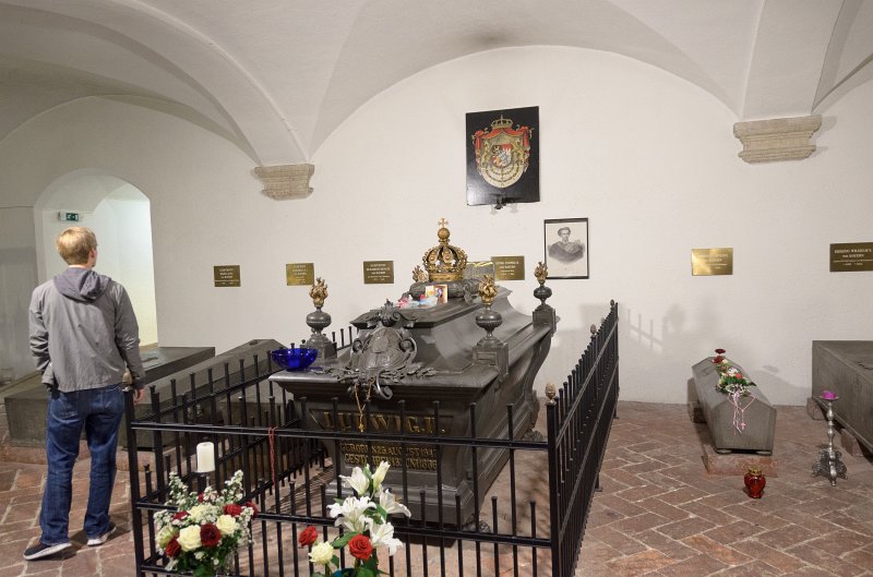 Munich051412-1144.jpg - King Ludwig II in the Jesuitenkirche St. Michael crypt