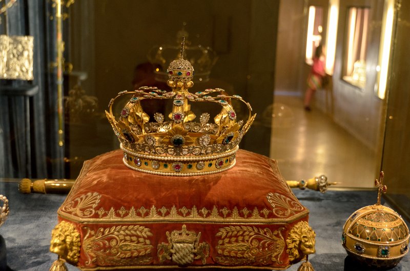 Munich051412-1364.jpg - Schatzkammer / Treasury, Residenz Museum