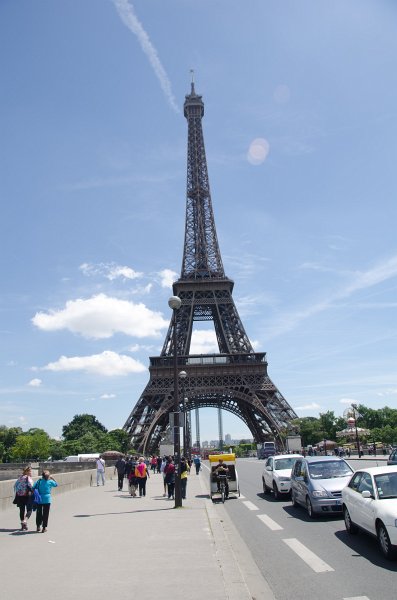 Paris062512-2635.jpg - La Tour Eiffel / Eiffel Tower, view from the bridge Pont d'Iéna