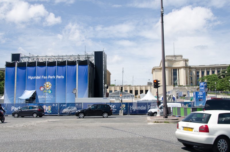 Paris062512-2636.jpg - Place de Varsovie, right back side of the bridge Pont d'Iéna