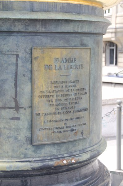 Paris062512-2642.jpg - Flamme de la Liberté / Flame of Liberty, replica of Statue of Liberty Flame