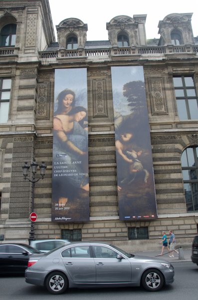 Paris062512-2686.jpg - Musee du Louvre entrance