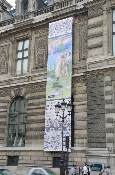 Paris062512-2687.jpg - Musee du Louvre entrance