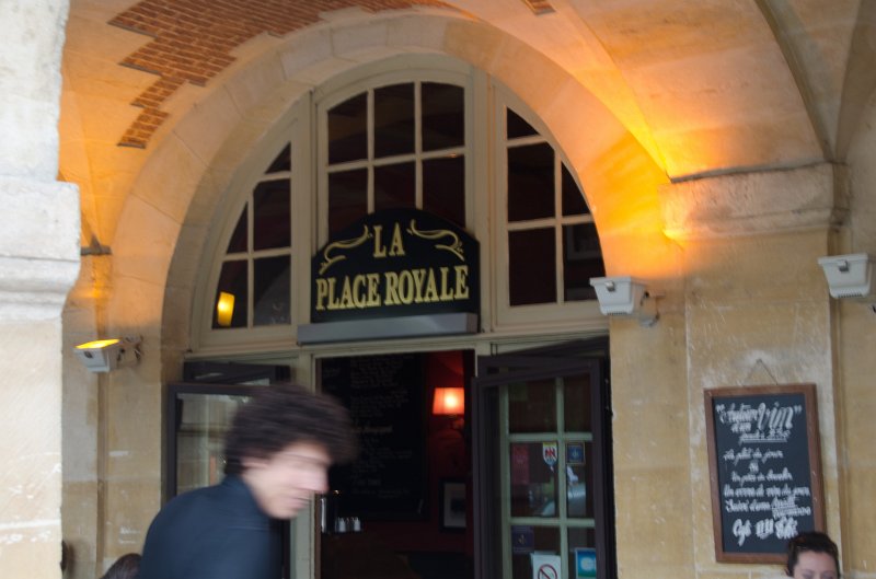 Paris062512-2703.jpg - La Place Royale cafe under the Arcades inside the Place des Vosges