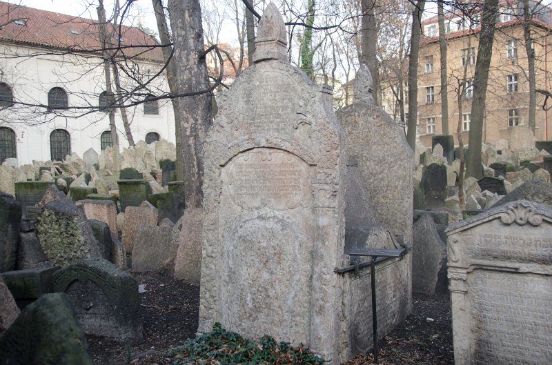 Prague012312-8523.jpg - Old Jewish Cemetery / Stary zidovsky  Hřbitov