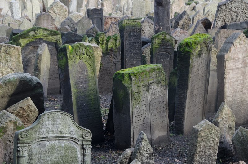 Prague012312-8529.jpg - Old Jewish Cemetery / Stary zidovsky  Hřbitov