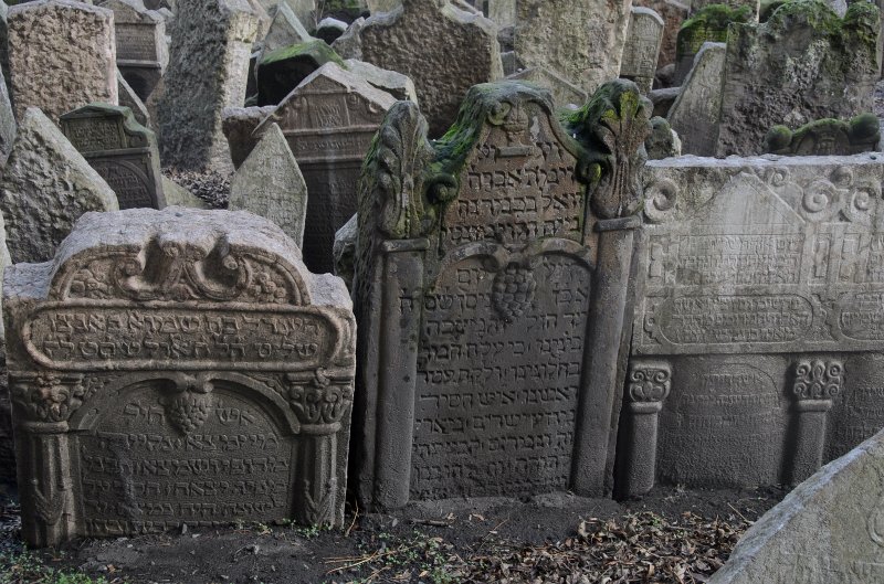 Prague012312-8531.jpg - Old Jewish Cemetery / Stary zidovsky  Hřbitov