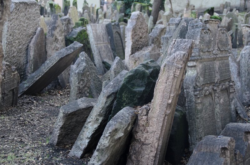 Prague012312-8534.jpg - Old Jewish Cemetery / Stary zidovsky  Hřbitov
