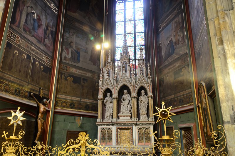 Prague012312-8639.jpg - Chapel of the Holy Trinity, St Vitus's Cathedral / Katedrála svatého Víta