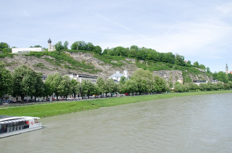 Salzburg051012-0585.jpg - Mönchsberg mountain, Salzach River, looking down river from the Makartsteg pedestrian bridge