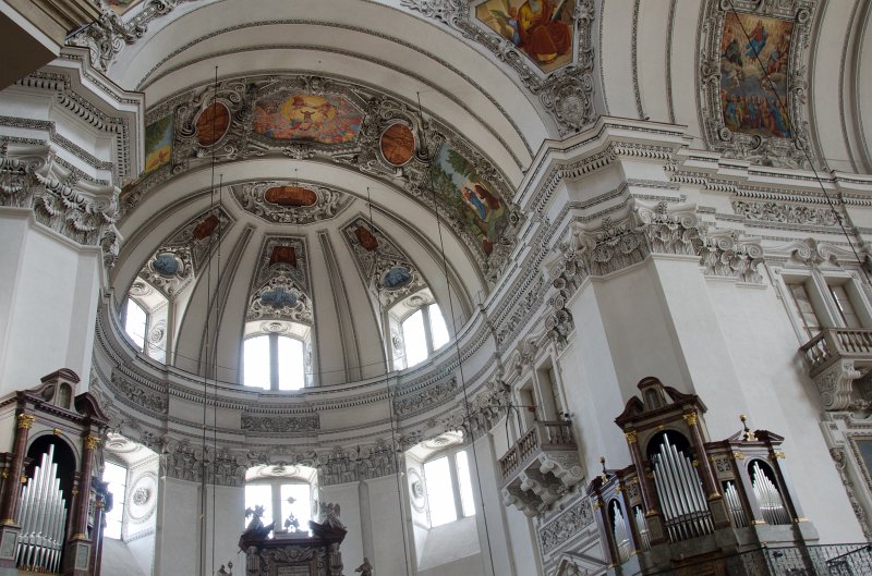 Salzburg051012-0615.jpg - Salzburg Dom Cathedral