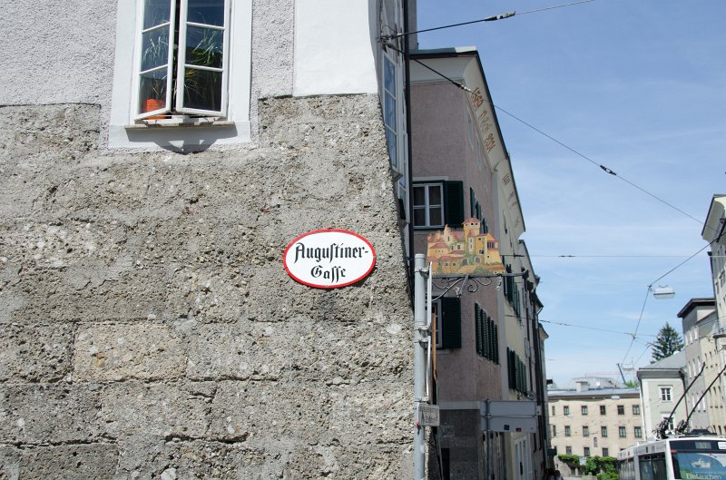 Salzburg051012-0705.jpg - Augustiner Gasse