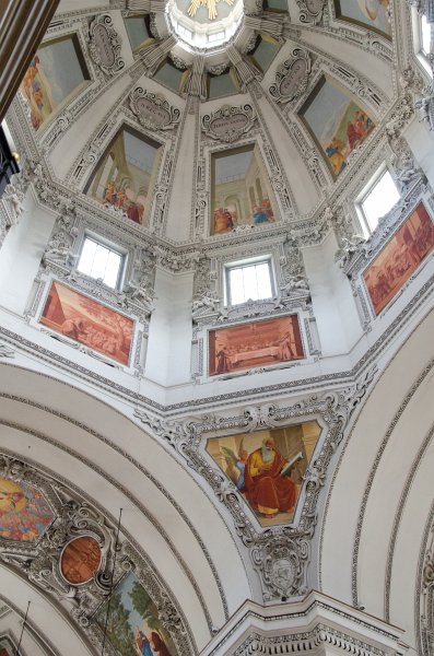 Salzburg051012-0617.jpg - Salzburg Dom Cathedral