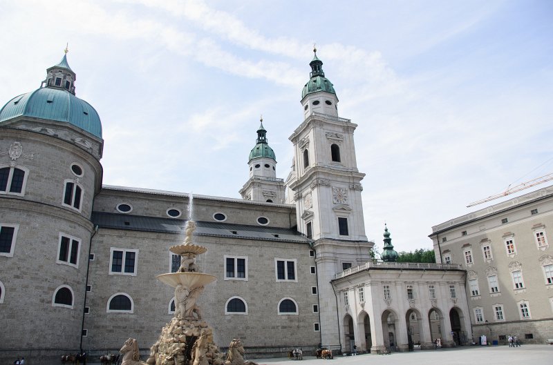 Salzburg051012-0639.jpg - Salzburg Dom Cathedral, Residence Fountain (foreground)