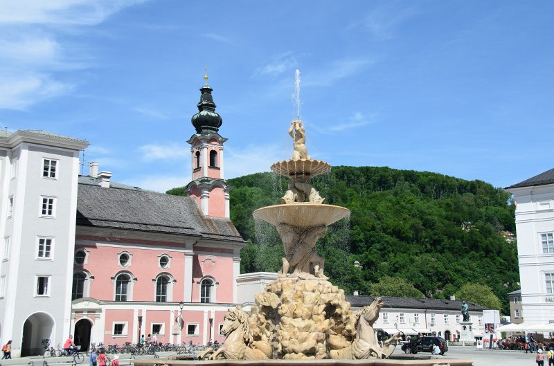 Salzburg051012-0725.jpg - St. Michaels Kirche, Residence Fountain