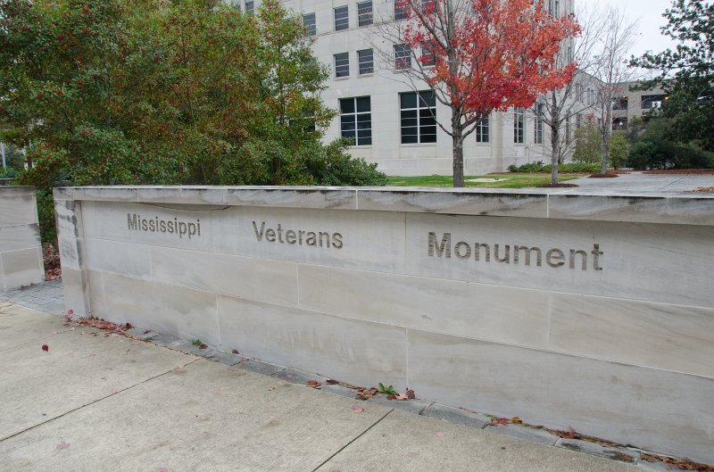 Jackson112712-4250.jpg - Mississippi Veterans Monument