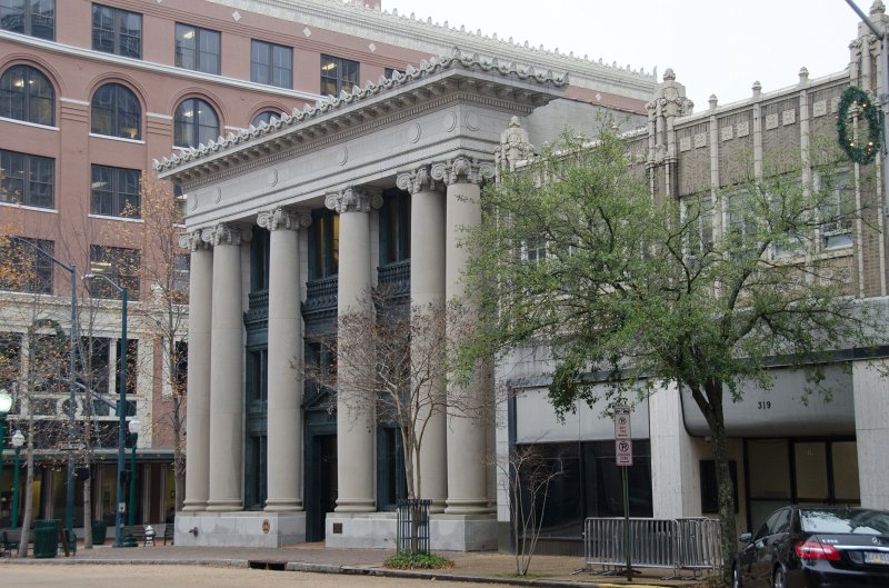 Jackson112712-4317.jpg - Walking historic downtown Jackson, MS