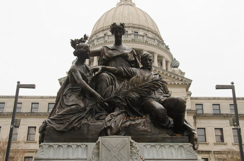 Jackson112712-4272.jpg - Memorial to the Women of the Confederacy: Our Mothers, Our Wives, Our Sisters, Our Daughters, Mississippi State Capital