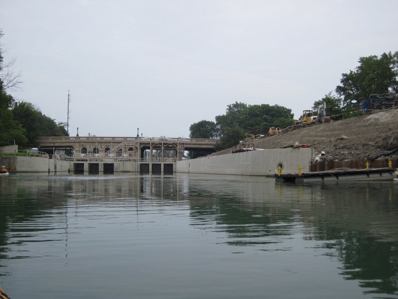 IMG_5521.jpg - Sheridan Road Bridge / Wilmette Pumping Station and Locks