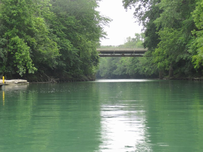 IMG_5527.jpg - Linden Avenue Bridge, view looking south from Sheridan Road Bridge