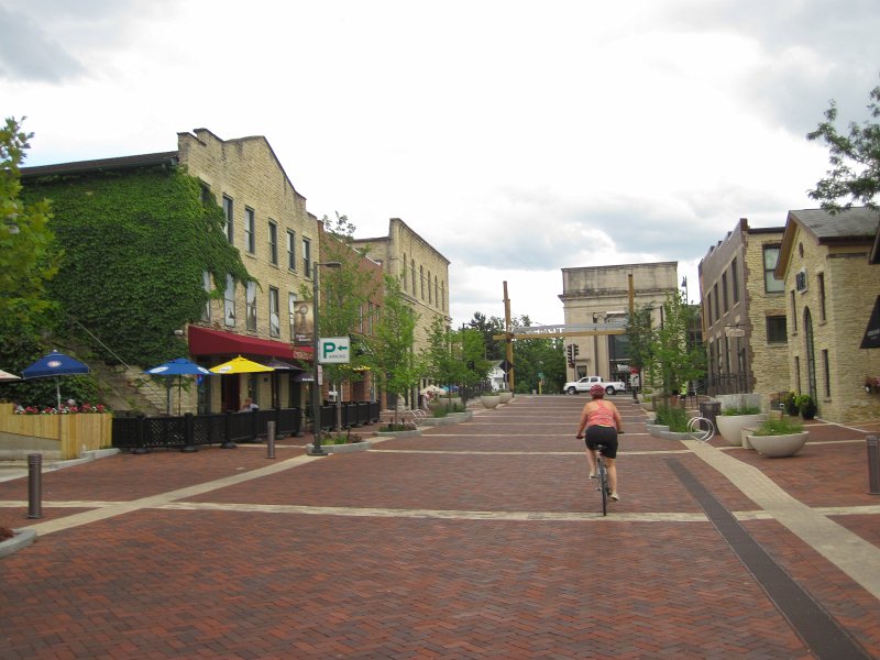 PrairiePathFoxRiver080413-5724.jpg - Heading south along the Fox RIver bike train, coasting into the newly paved Batavia downtown area.   Wilson St intersection.