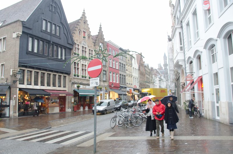 Bruges010413-4894.jpg - On Vlamingstraat near Stadsschouwburg / City Theatre, Bruges