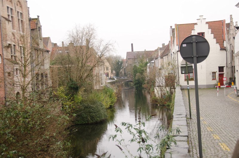 Bruges010413-4949.jpg - Vlamingstraat bridge over the Augustijnenrei canal