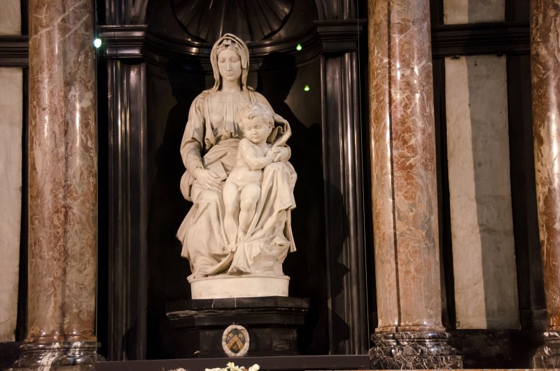 Bruges010413-5010.jpg - "Madonna and Child," sculpture by Michelangelo, 1504-5, Onze-Lieve-Vrouwekerk Church