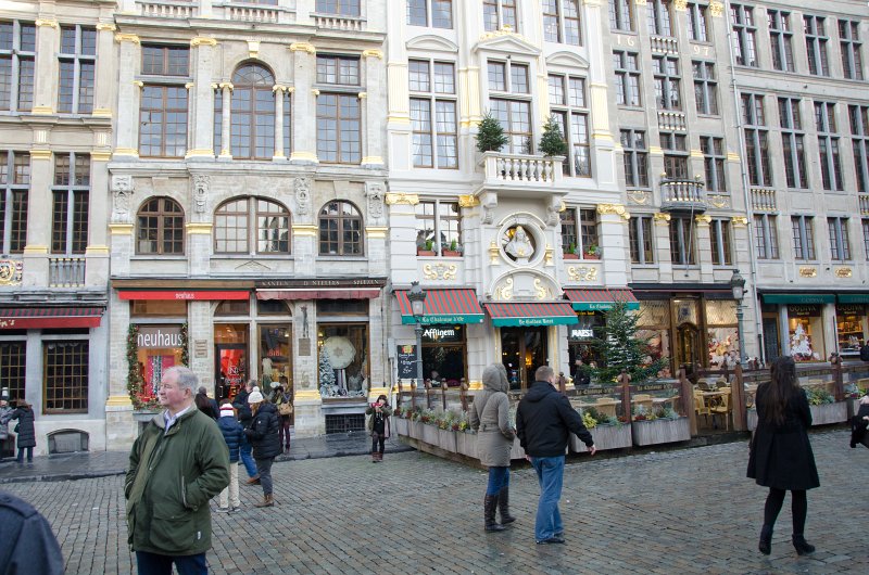 Brussels010213-4650.jpg - Le Pigeon (left), La Chaloupe d'Or (rigfht), Grand Place