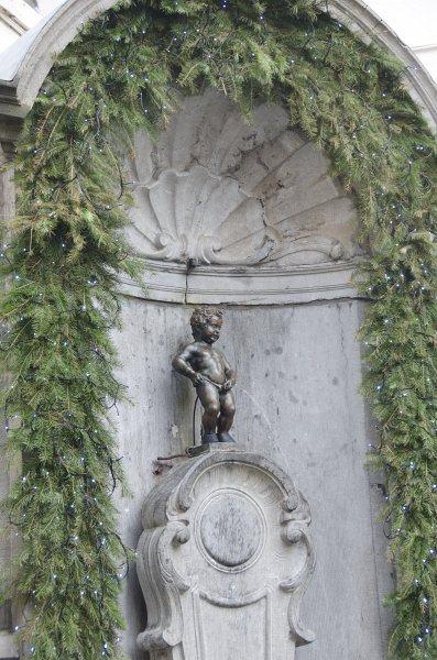 Brussels010213-4685.jpg - Manneken Pis