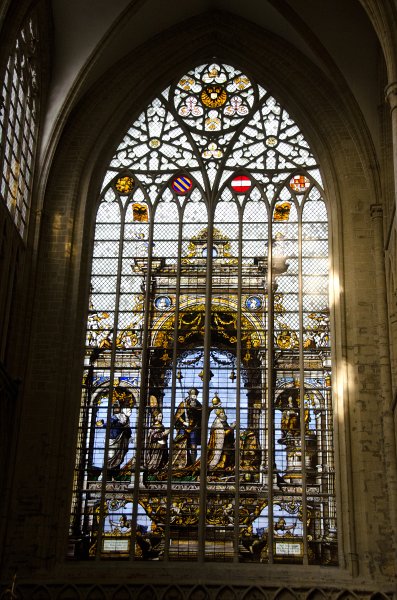 Brussels010213-4742.jpg - Cathédrale Saints-Michel-et-Gudule / St. Michael and St. Gudula Cathedral