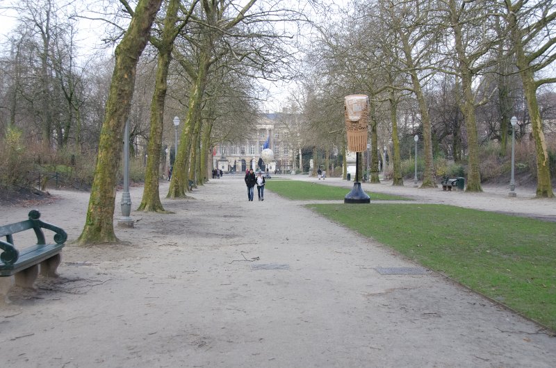 Brussels010213-4745.jpg - Walking South in Brussels Park / Parc de Bruxelles